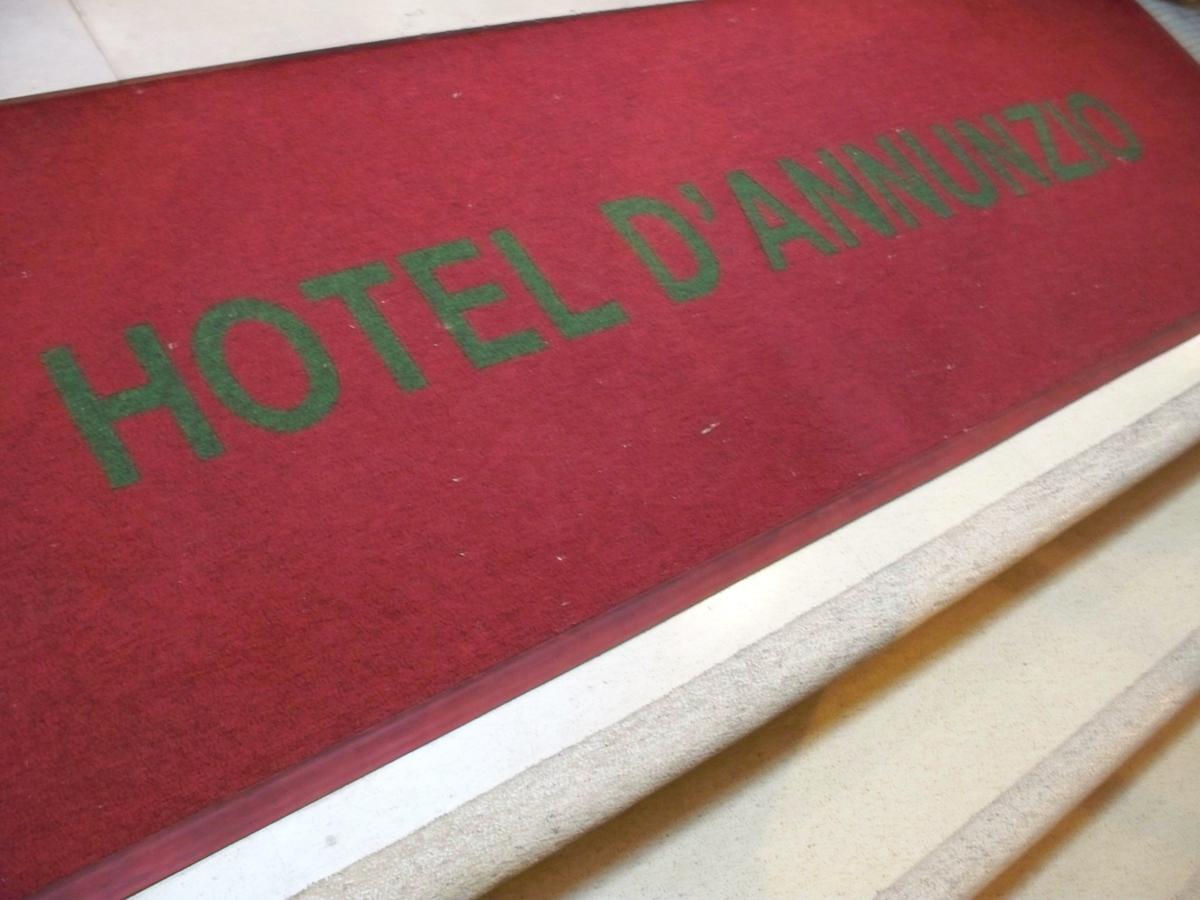 Hotel D'Annunzio Cattolica Exteriör bild